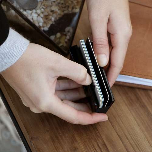 MNMLST KLiP Wallet with RFID Protection