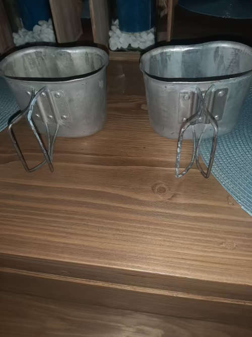 Rhodesian Firebuckets/ Kidney Mugs