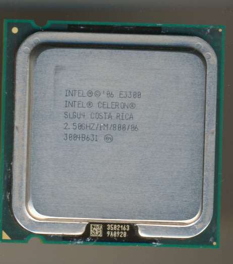 Intel E3300 Celeron 2.5Ghz Dual Core 1mb Cache Socket 775 with Cooler