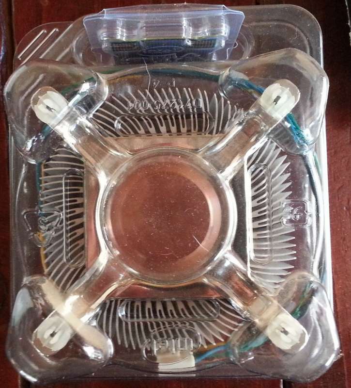 Intel E3300 Celeron 2.5Ghz Dual Core 1mb Cache Socket 775 with Cooler