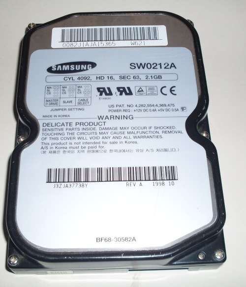 Samsung SW0212A Ultra IDE Desktop Hard Drive 2GB 5400RPM (1998)