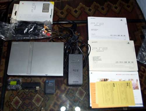 Sony Playstation 2 Slim (PS2) SCPH-75004 Satin Silver