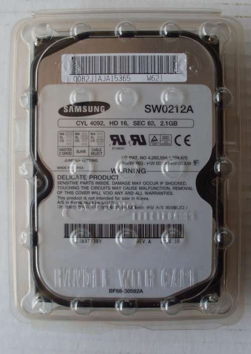 Samsung SW0212A Ultra IDE Desktop Hard Drive 2GB 5400RPM (1998)