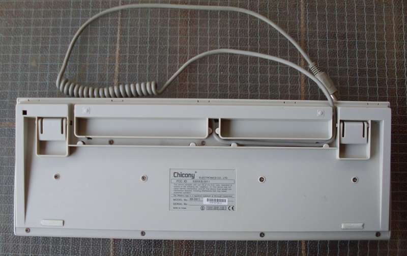 Chicony KB-5911 Membrane AT DIN5 Keyboard (1995)