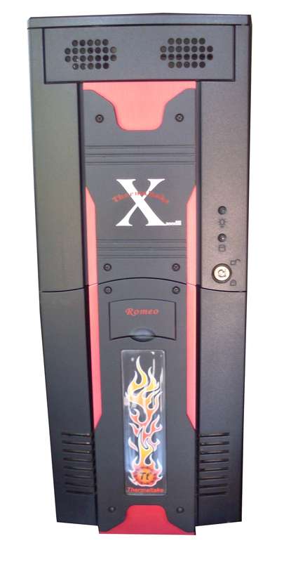Thermaltake Xaser III Romeo Tower ATX Case Fire LED & Door (2004)
