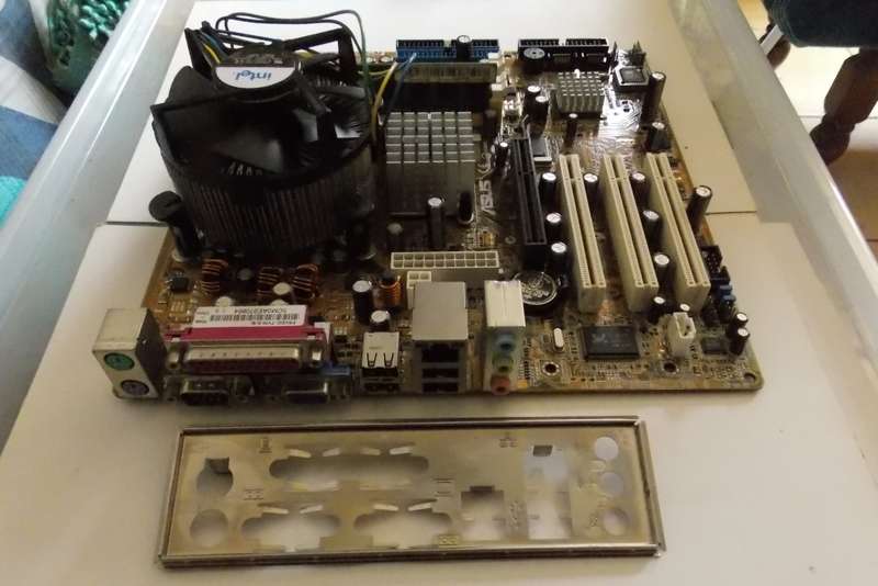 Asus p5vdc-tvm Motherboard AGP DDR1/DDR2 Intel 3Ghz CPU 1GB RAM Socket 775