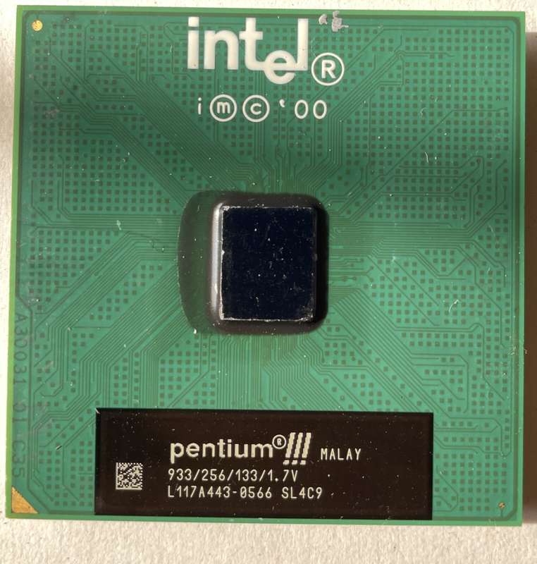Intel Pentium III Coppermine 933Mhz SL4C9