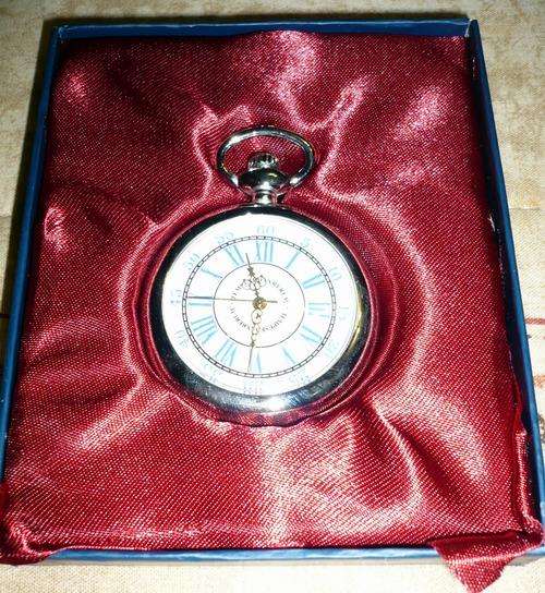 Mens Pocket Watch Quartz Battery Watch - Costume Jewelry