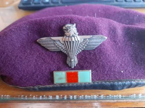 44 Parabat Beret. PostNet for buyer