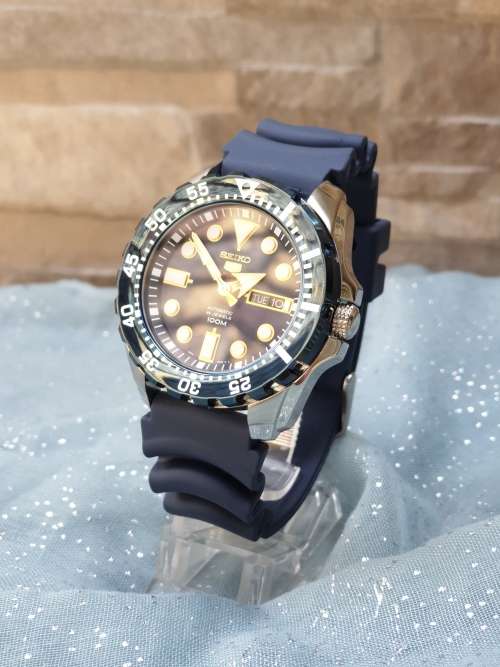 Seiko SRP605 automatic watch