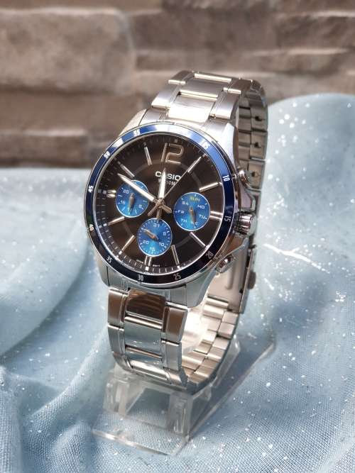 Casio Enticer day date, nato incl.
