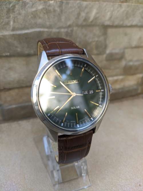 Seiko SNE529 sapphire solar