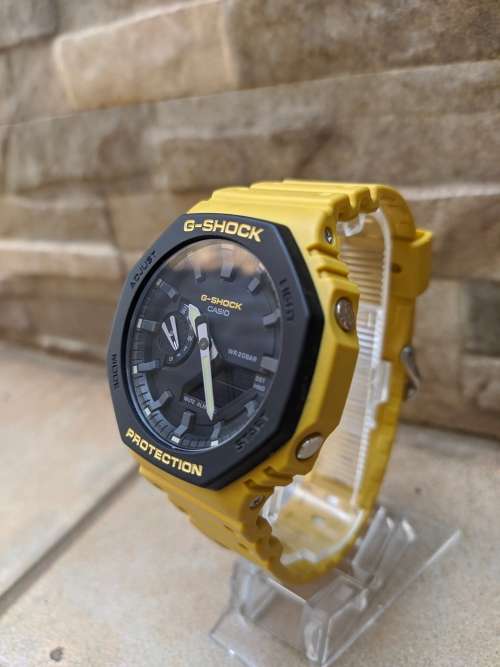 G-Shock Casioak carbon core bumblebee bruce lee
