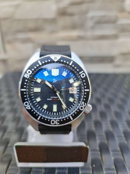 Retangula Vintage Turtle Diver 6105