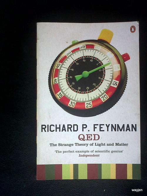 THE STRANGE THEORY OF LIGHT AND MATTER. RICHARD P. FEYNMAN QED. SOFT COVER. WRITING, WEAR & TEAR.