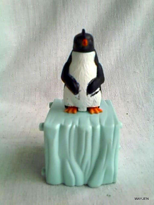 HAPPY FEET PENGUIN.