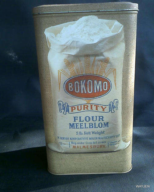 BOKOMO PURITY FLOUR TIN. 14 X 27 X 10cm. SLIGHT RUST ON EDGES.