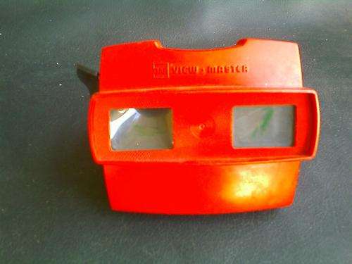 GAF VIEW-MASTER. NO FILMS WITH. MARKS ON LENSES. ONE LENS "BENT".  MADE IN BELGIUM.