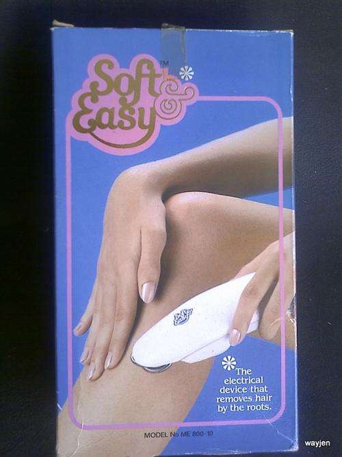 SOFT & EASY ELECTRICAL HAIR REMOVER FOR LADIES. WORKING. MACHINE, PLUG AND INSTRUCTION BROCHURE.