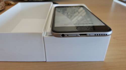 Apple Iphone 6 64GB! Good condition.