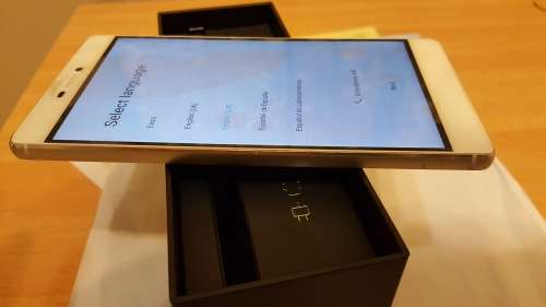 Huawei P8 16GB. Dual sim.