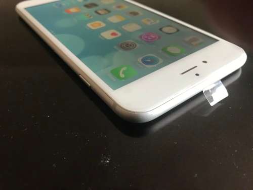 Apple Iphone 6 Plus 16GB. Please read.