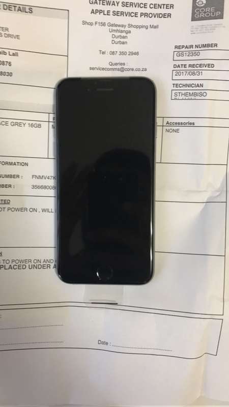 Apple Iphone 6 16GB. Like new.