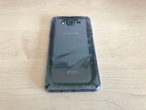 Samsung Galaxy J7. Dual sim!