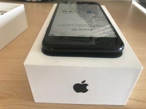 iPhone 7 | 128GB | Local stock.