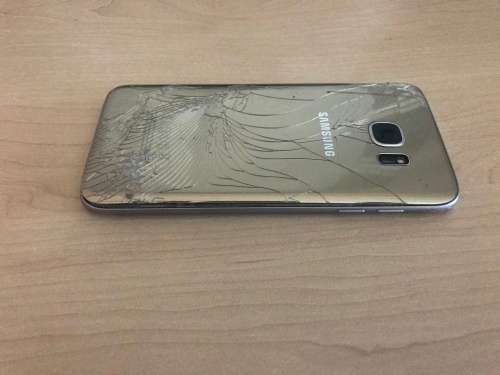 Samsung Galaxy S7 Edge | Gold . Please read!