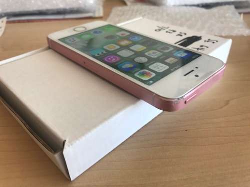 Apple Iphone SE 64GB. Rose Gold.