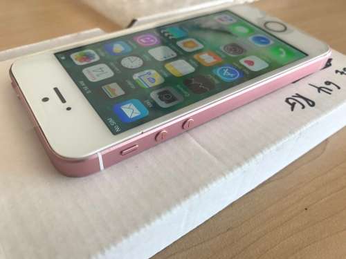 Apple Iphone SE 64GB. Rose Gold.