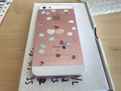 Apple Iphone SE 64GB. Rose Gold.