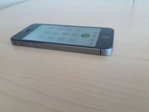 Apple Iphone 5S 16GB! Space grey.