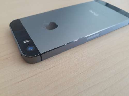 Apple Iphone 5S 16GB! Space grey.
