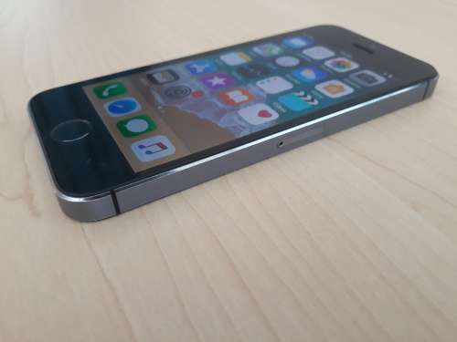 Apple Iphone 5S 32GB! Space grey.