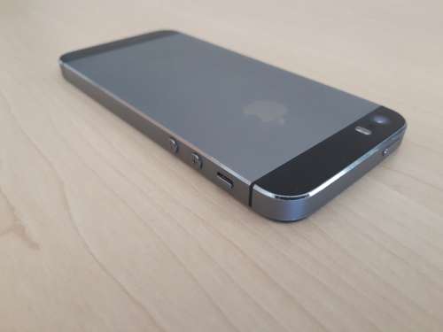 Apple Iphone 5S 32GB! Space grey.