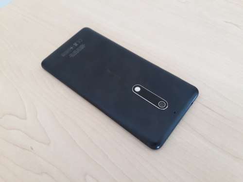 Nokia 5 - like new. R1 auction! Retail R2999!