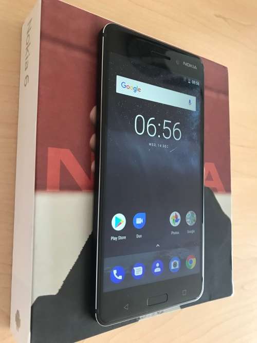 Nokia 6 - like new. Android!