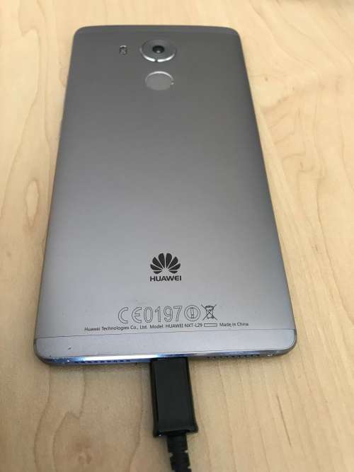 Huawei Mate 8 32GB Black. Dual sim.
