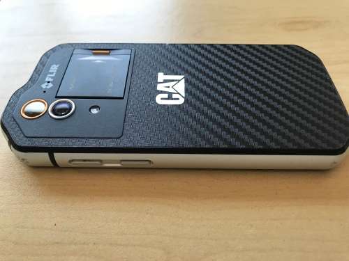 CAT S60