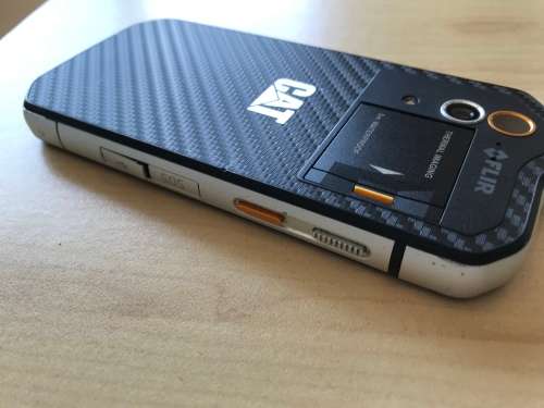 CAT S60