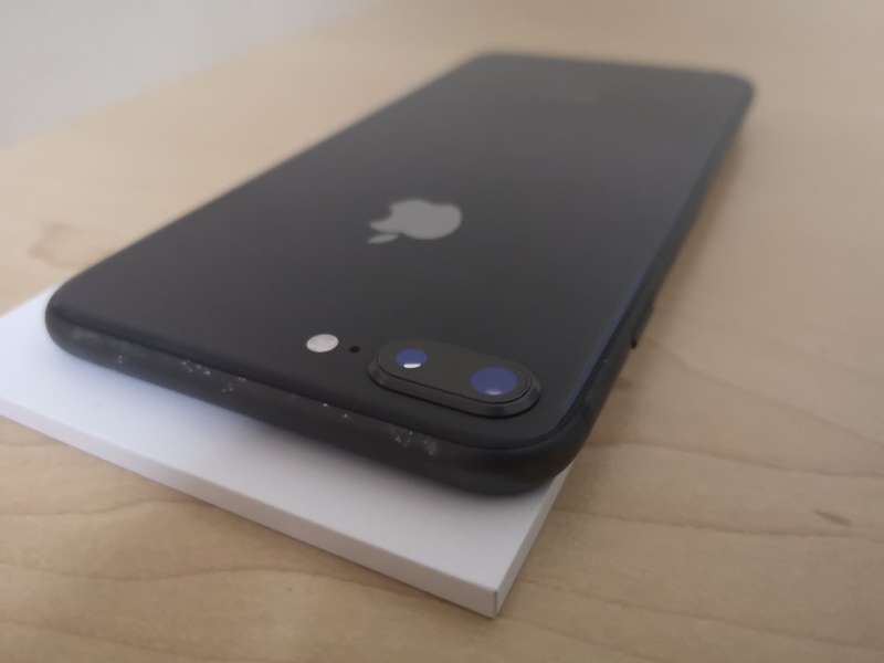 Apple iPhone 8 Plus, 64GB |
