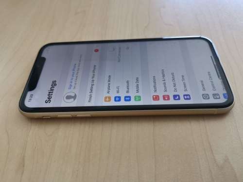 Apple Iphone XR 128GB Yellow