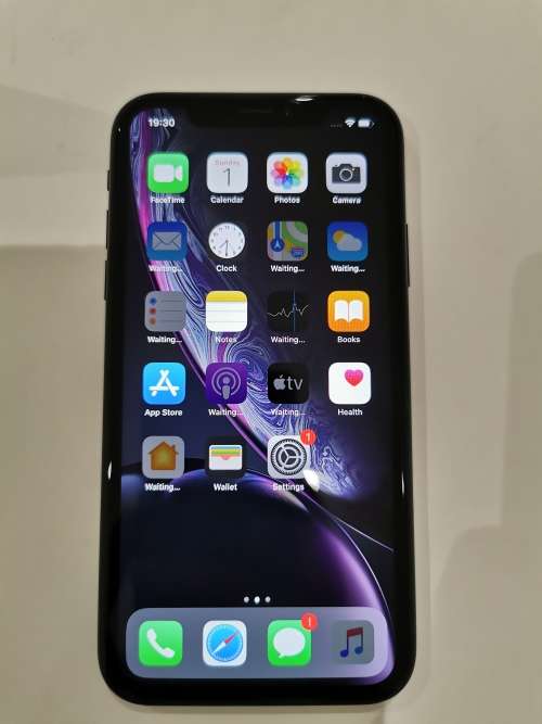 Apple iPhone XR 64GB