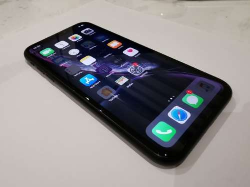 Apple iPhone XR 64GB