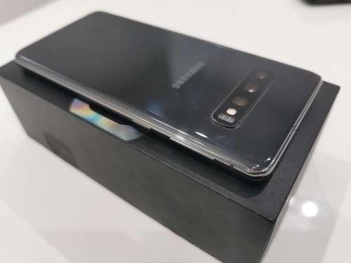 Samsung Galaxy S10 - 128 GB Dual Sim Black | Local stock