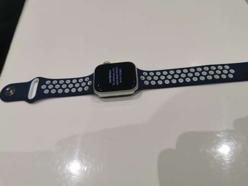 Apple watch series 4 40mm Silver