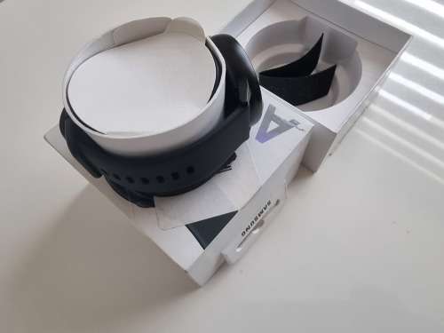 Samsung Galaxy Active Smart Watch - Black