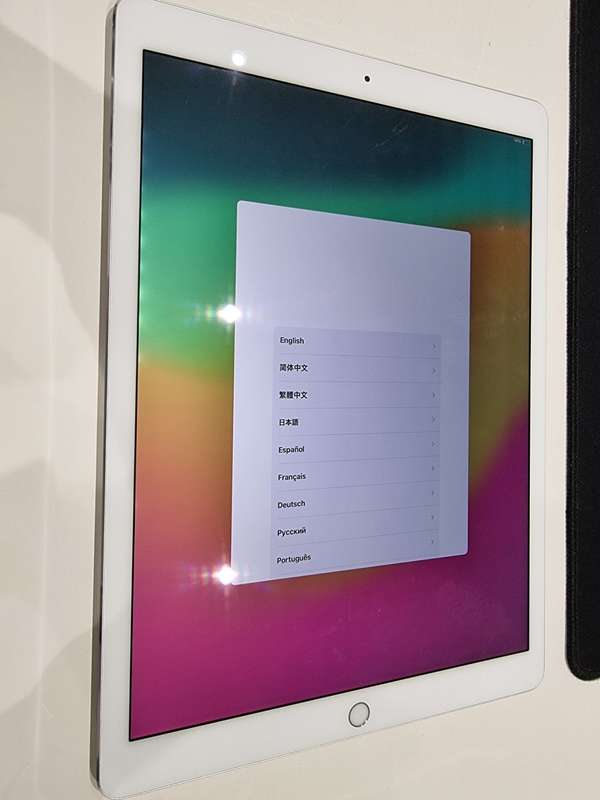 iPad Pro (12.9-inch, 2017, 2nd Generation) Wi-Fi 64GB - SILVER